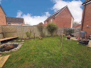 Photo 8- click for photo gallery